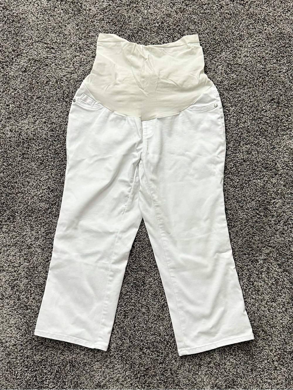 Motherhood Maternity Capris (M)